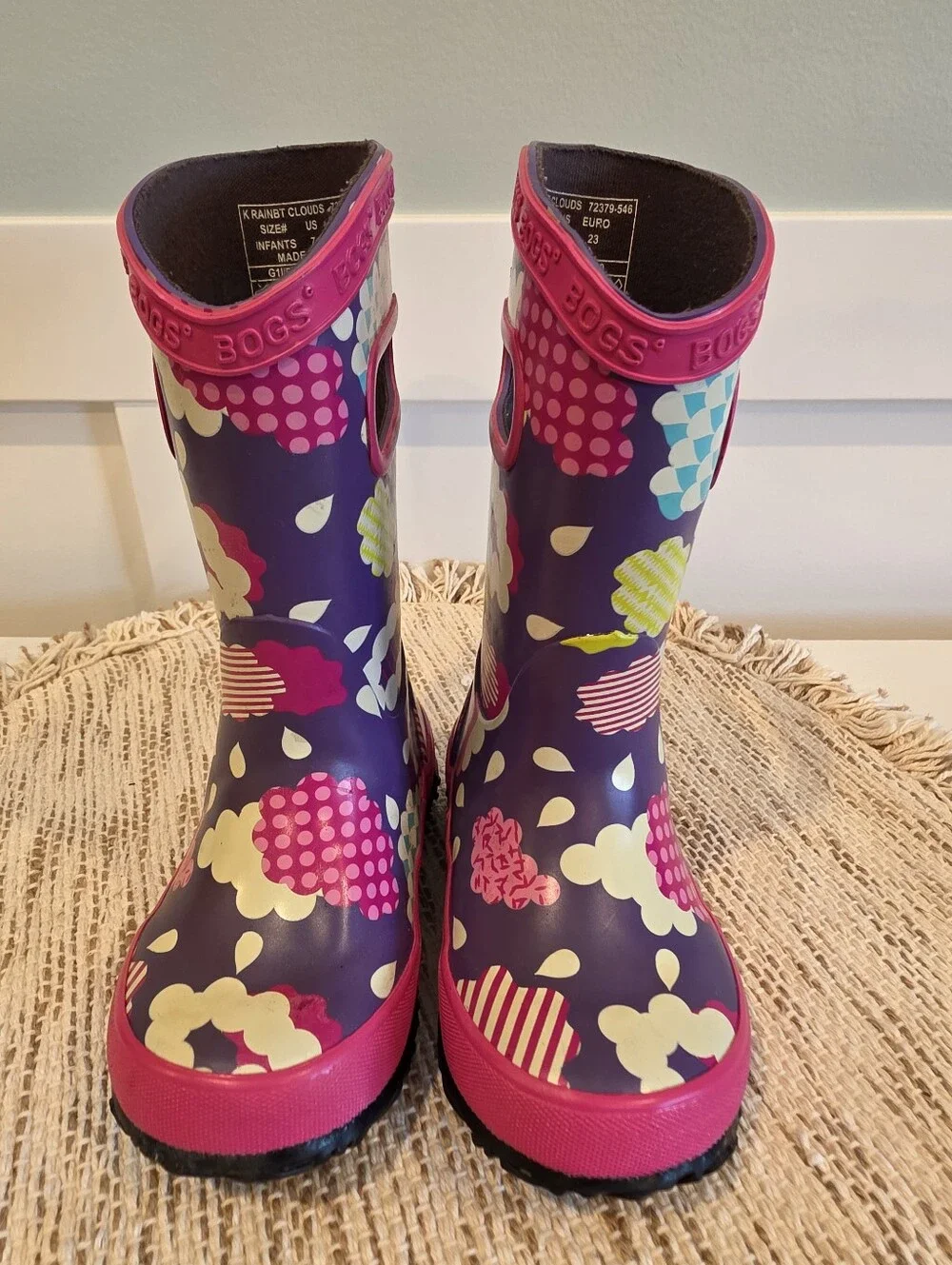 Bogs Rainboot Infant Baby Toddler Size 7 Pink Rainclouds Waterproof